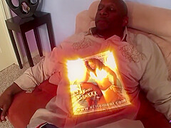 Kissing Quickly Leads To His Bbc Stretching Out The Brunette With A Fat Chocolate Ass