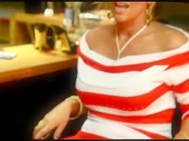 Lady Bprofessional Footjob