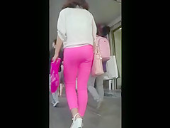 Lady good body on the street