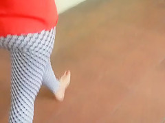 Leggins a Cuadros Ricas Nalgas Jovencita