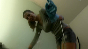 Lesbo Beauty Pussylicked During Cleaning