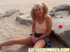 Little Summer get naughty and Fingering