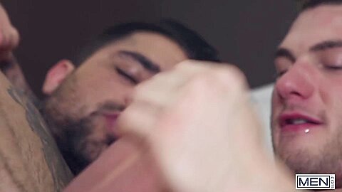 MEN - Athletic William Seed Tries Bottoming With A Muscular Top For The First Time And He Loves It