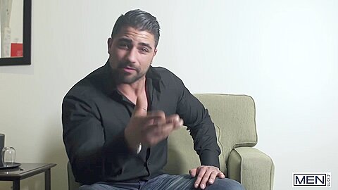 MEN - Athletic William Seed Tries Bottoming With A Muscular Top For The First Time And He Loves It