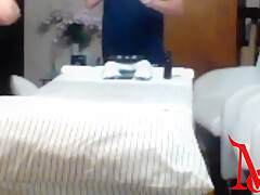 Massagem No Contador Da Empresa (completo No Red) 5 Min With Gay Porn