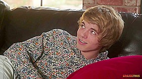 Max Carter & Jamie Ray in WTF Jamie?! - SpankThis