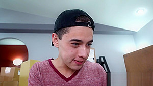 MomIsHorny - Ariella Ferreras Stepson Works With Sex