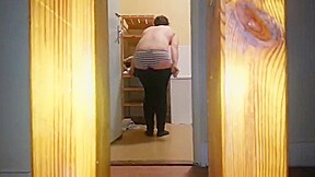 Mummy pees