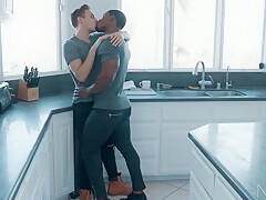Muscled Uncover Huge Dick - Deangelo Jackson