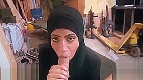 NADIA MUSLIM SUCK BIG COCK