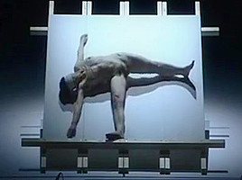 Nackt im Theater