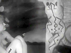 Naked Body Paint and Hairy Cunt Dancing (1940s Vintage)
