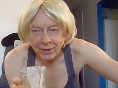 Naughty Gigi - Cum play with me