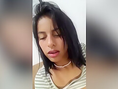Novinha Se Masturbando