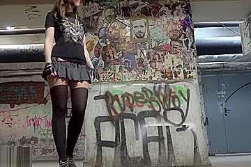 Pantyhose Rock Star flashing