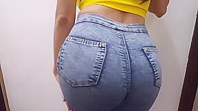 Perfect body amateur teen 18+ sucking big cock