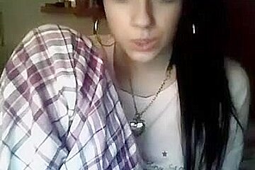 Perfect pussy play on a webcam
