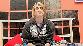 Preston Loves To Show Off His Wanking Technique - Preston Andrews