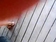 Public Feet 124