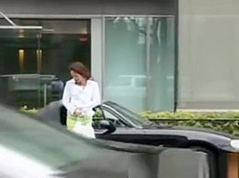 Publicsex Nippon Babe Flashing Her Ass