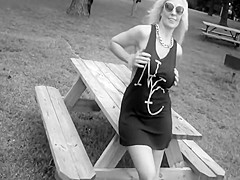 Pussy Play in the Public Park