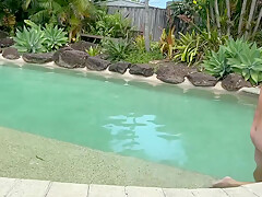 Quick Fuck And Getting My Pussy Eaten Out In The Pool!
