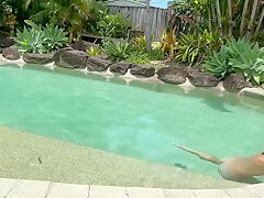 Quick Fuck And Getting My Pussy Eaten Out In The Pool!