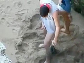 Quick and Hard fuck on the Beach