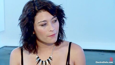 Raven Rocket Loves Electricity And Loves To Get Fucked!