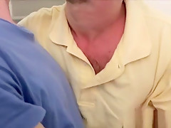 Raw dawged twink cums and gets spermed