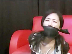 Reijoh Yui trapped bondage escape