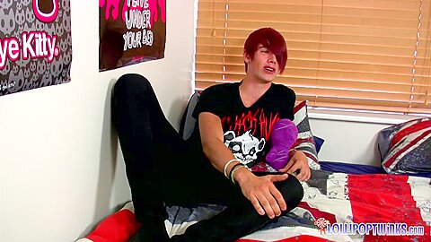 Rhys Works His Big Twink Dick! - Rhys Casey