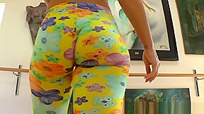 Round Assed Slut Struts