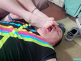 Ryan Relaxes With Foot Worship - Ryan & Matt