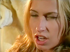 SOPHIE EVANS - TEASING & PISSING