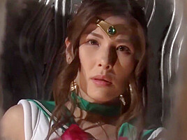 Sailor Jupiter Restraint