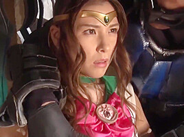 Sailor Jupiter Restraint