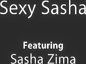 Sasha Zima spreads and rubs her kitty clit
