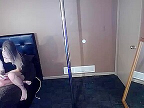 Sexy Brunette Asian Amateur Gives Hot Handjob And Blowjob