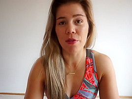 Sexy Fit Big Ass Girl Tries On Bikinis