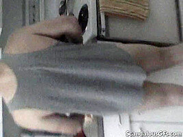 Sexy GF Enjoys A Nice Shower And A Shave