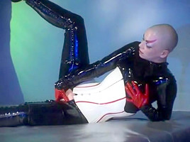 Shaved Latex Fisting