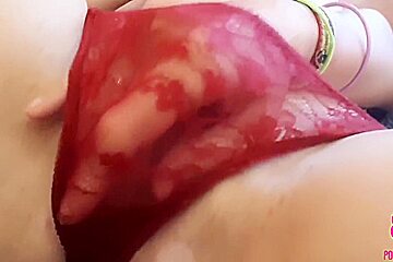 She First Time Trying Lesbian Sex *poly-amory