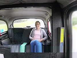 Short hair blonde Megan Talerico bounces her ass in the backseat
