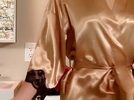 Shower Masage And Blowjob At Evocams com