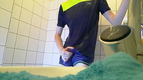 Shower Wank With Cum Load In The Sink