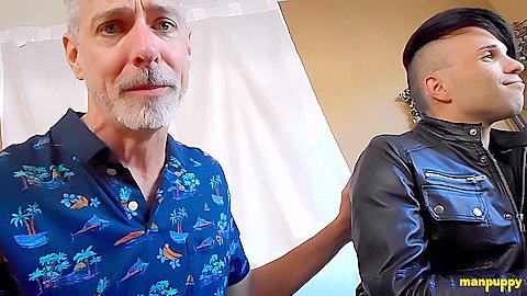 Sitter Sits On You - DADDY GIANT 41 - Nick Darling & Richard Lennox