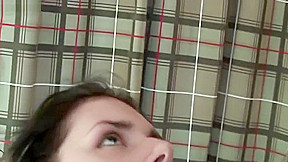 Skinny babe gets hot cumshot in her mouth