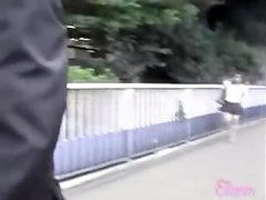 Skirt sharked babe got scared by some guy who wanted her ass