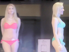Smoking hot models show off their curves in sexy underwear